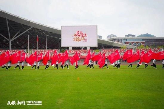 迪士尼童话电影《沉睡魔咒2》释出角色海报，两个优雅;狠婆娘的对决即将展开